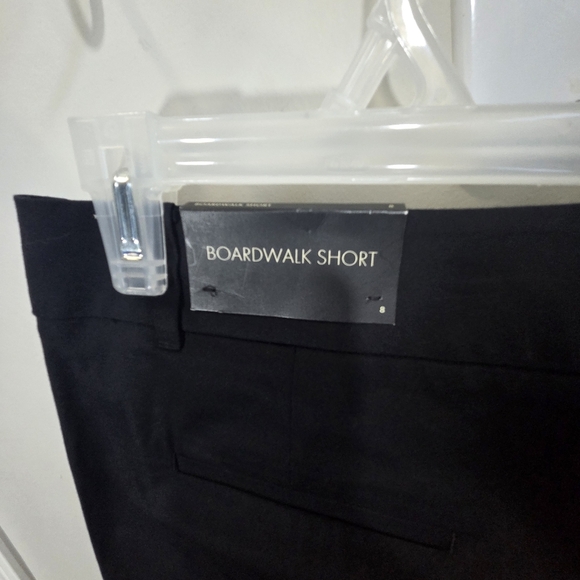 ⭐️Ann Taylor Boardwalk Black Tailored Shorts Size 8 - Picture 4 of 6